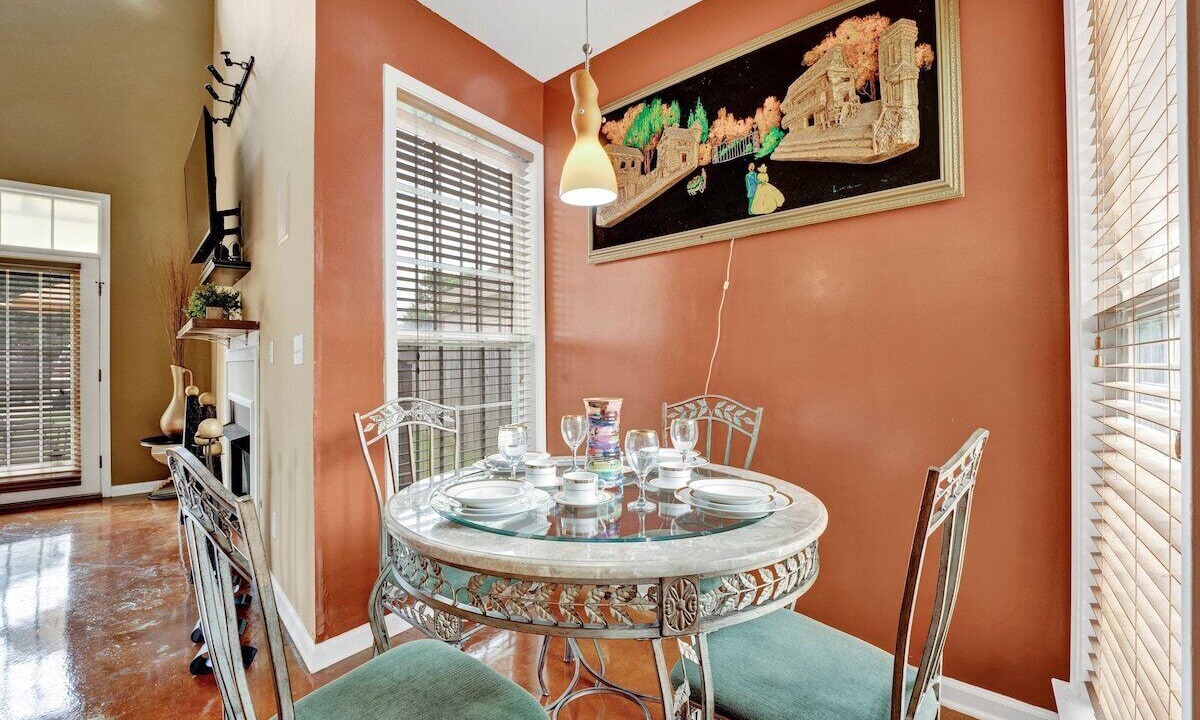 Photo of Others in Pinch District