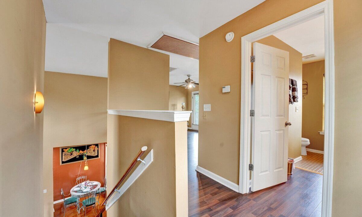 Photo of Others in Pinch District