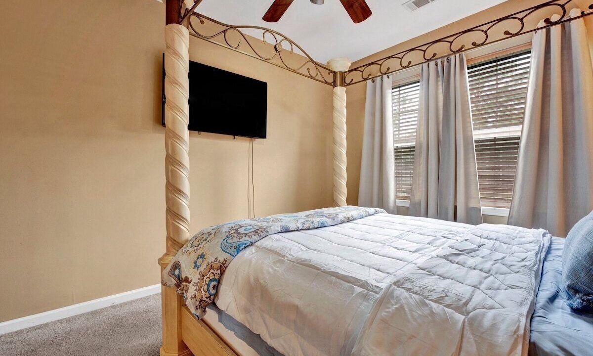 Photo of Others in Pinch District