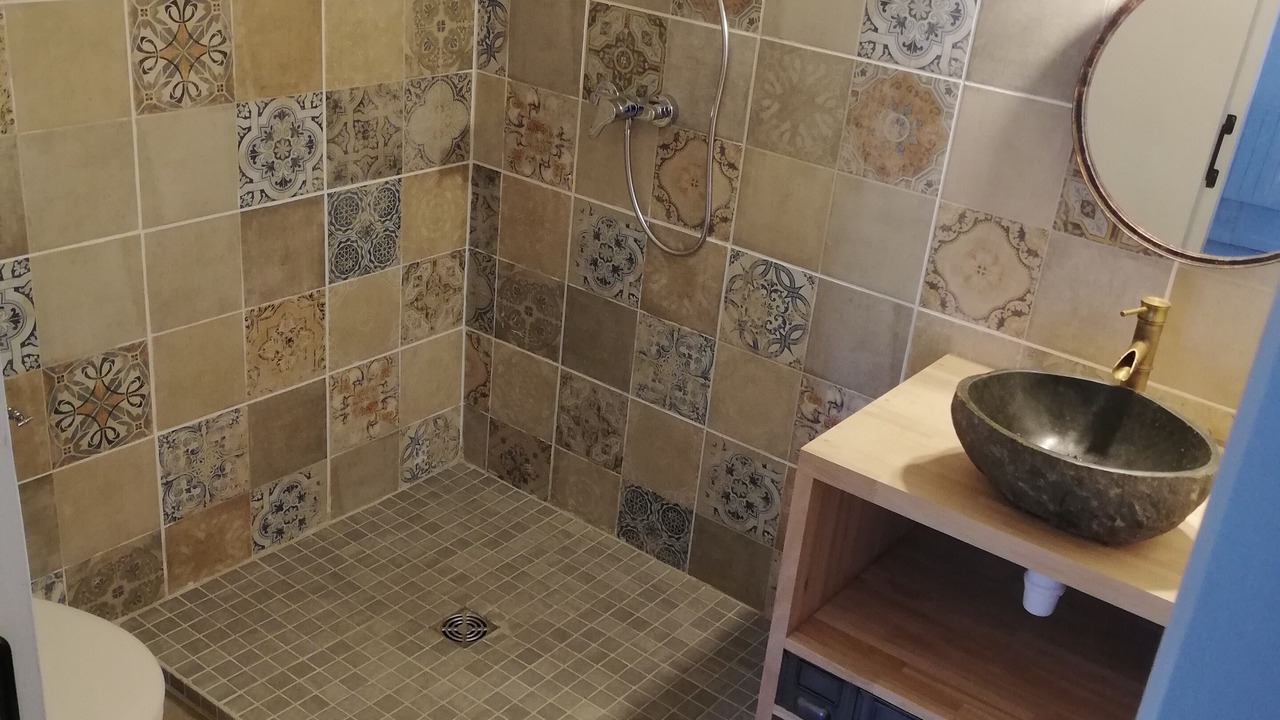 Photo of Bathroom in Saint-Andre-de-Roquepertuis