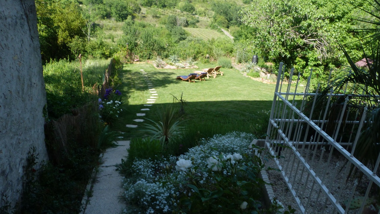 Photo of Outdoor in Saint-Andre-de-Roquepertuis