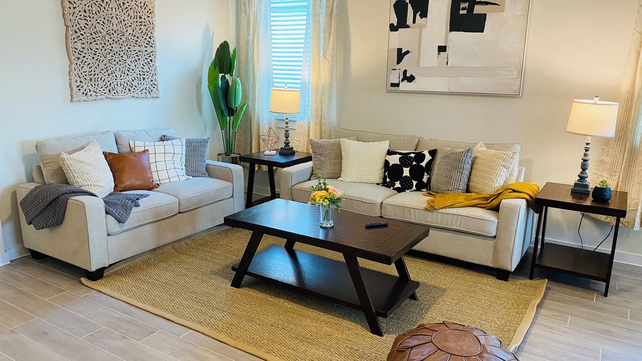 Photo of Livingroom in Hutto