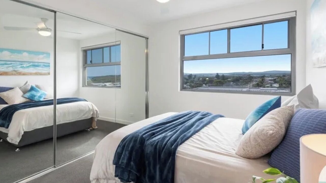 Photo of Others in Caves Beach