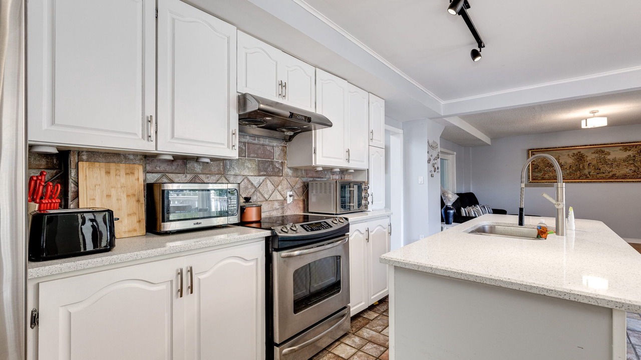 Photo of Kitchen in Lagoon City