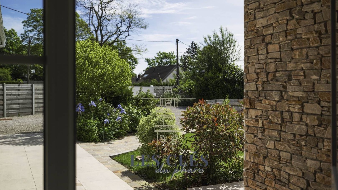 Photo of Others in Trepied