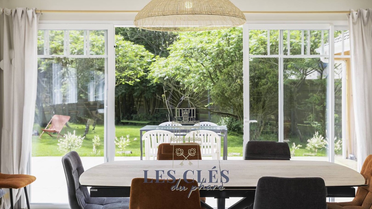 Photo of Others in Trepied