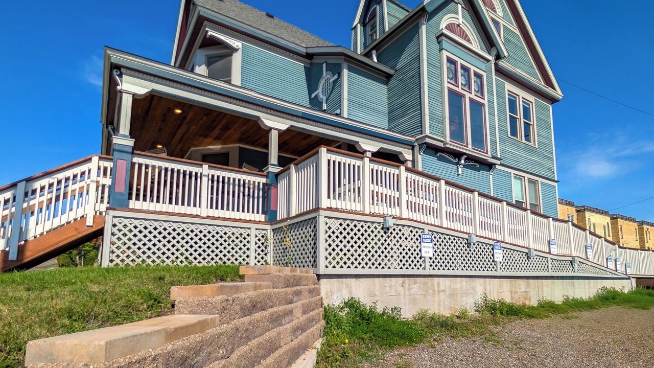 Photo of Outdoor in East Hillside