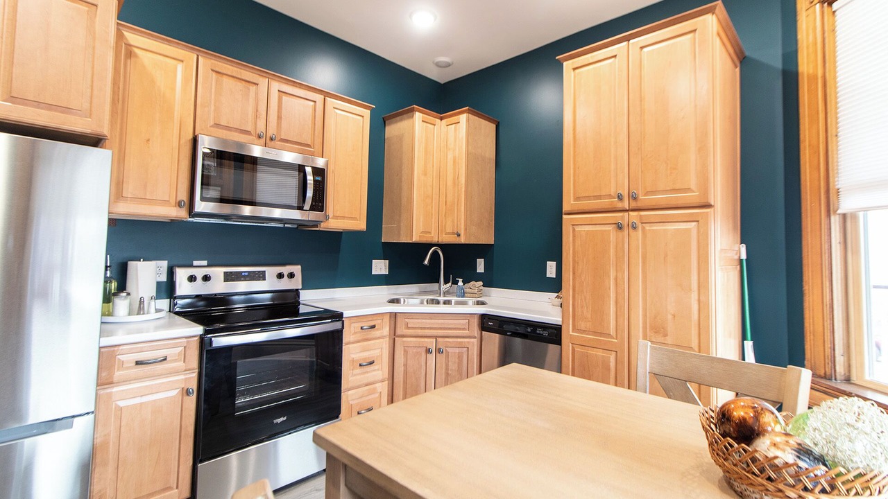 Photo of Kitchen in East Hillside