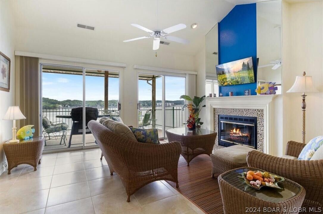 Photo of Livingroom in Lakeland