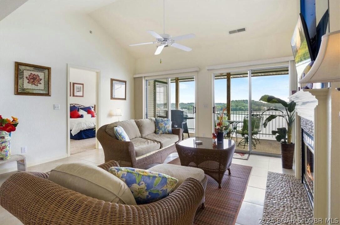 Photo of Livingroom in Lakeland