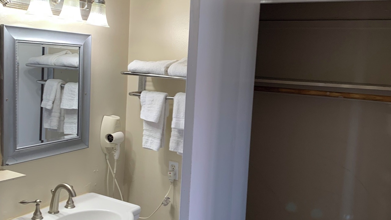 Photo of Bedroom in Oakdale