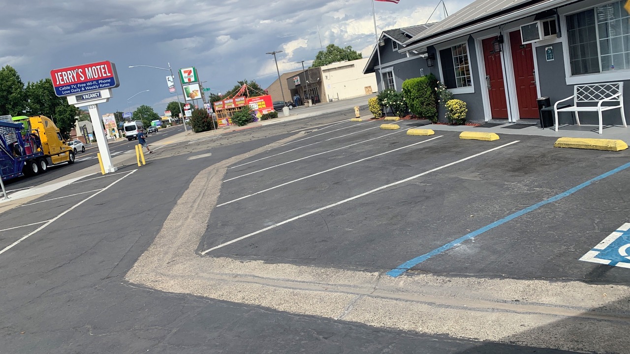 Photo of Outdoor in Oakdale