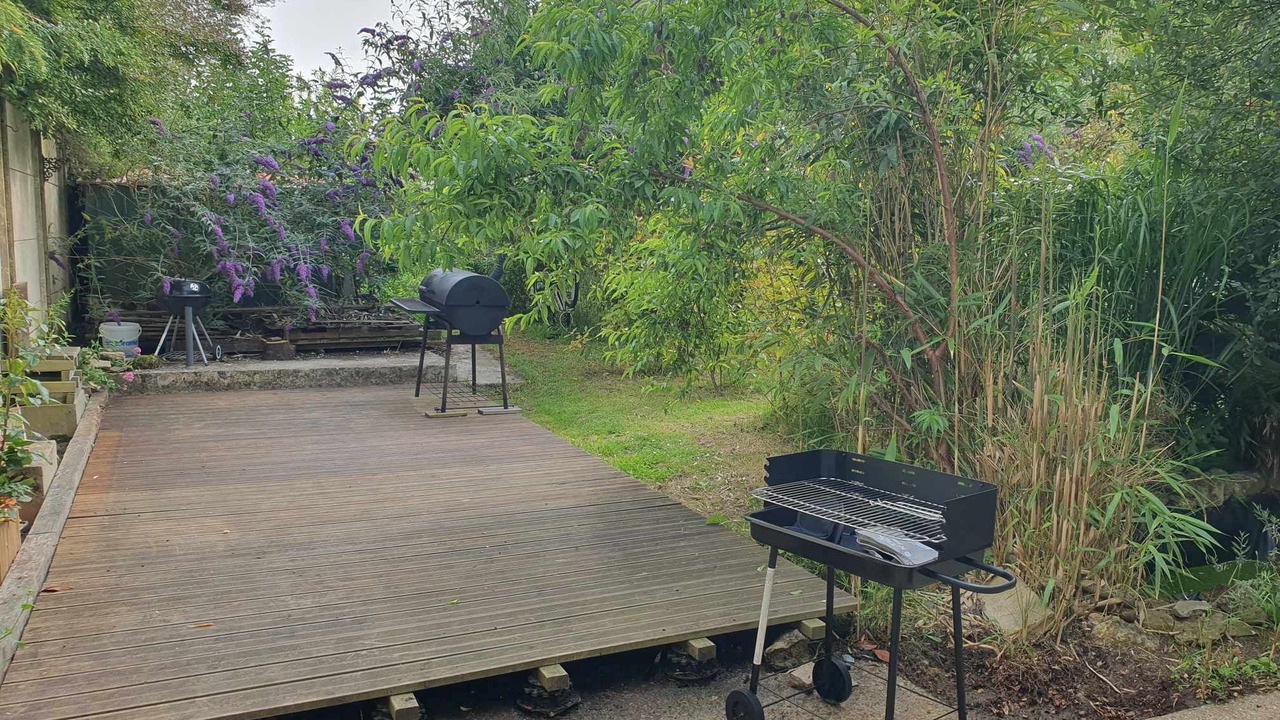 Photo of Outdoor in Basly