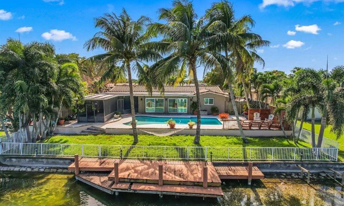 Photo of Outdoor in Pembroke Pines