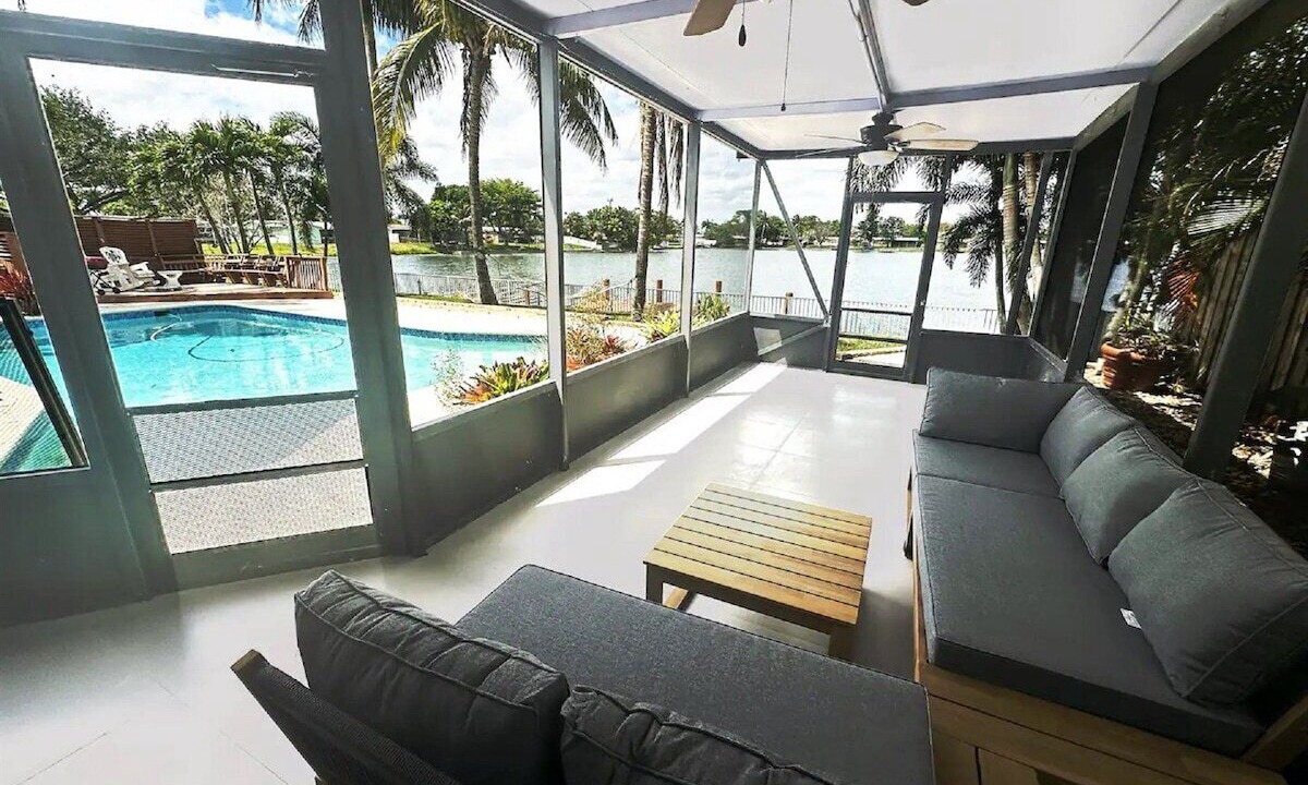 Photo of Outdoor in Pembroke Pines
