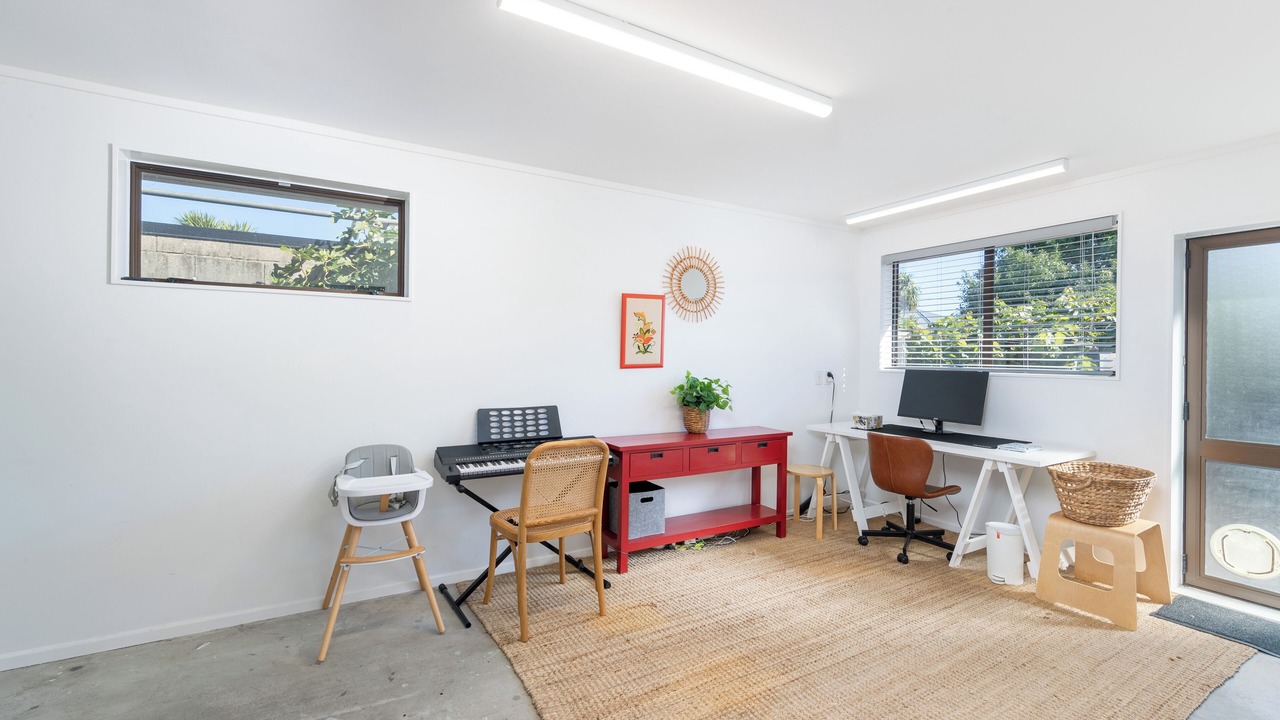 Photo of Others in Petone