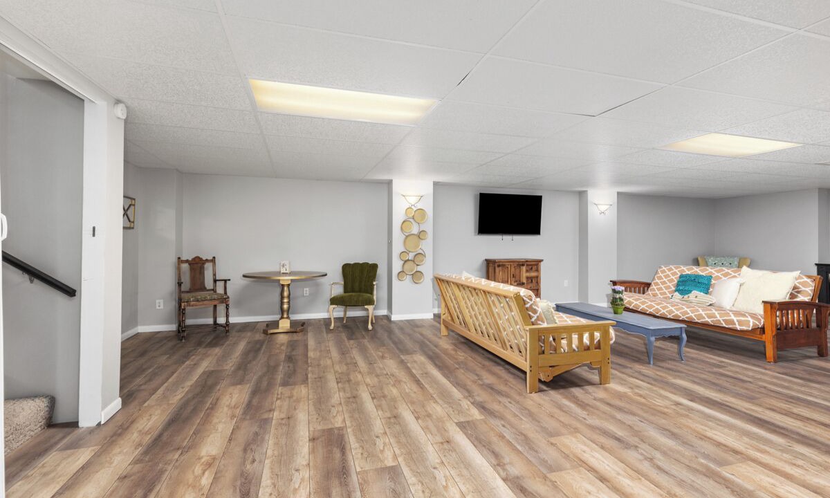 Photo of Livingroom in Chippewa Lake