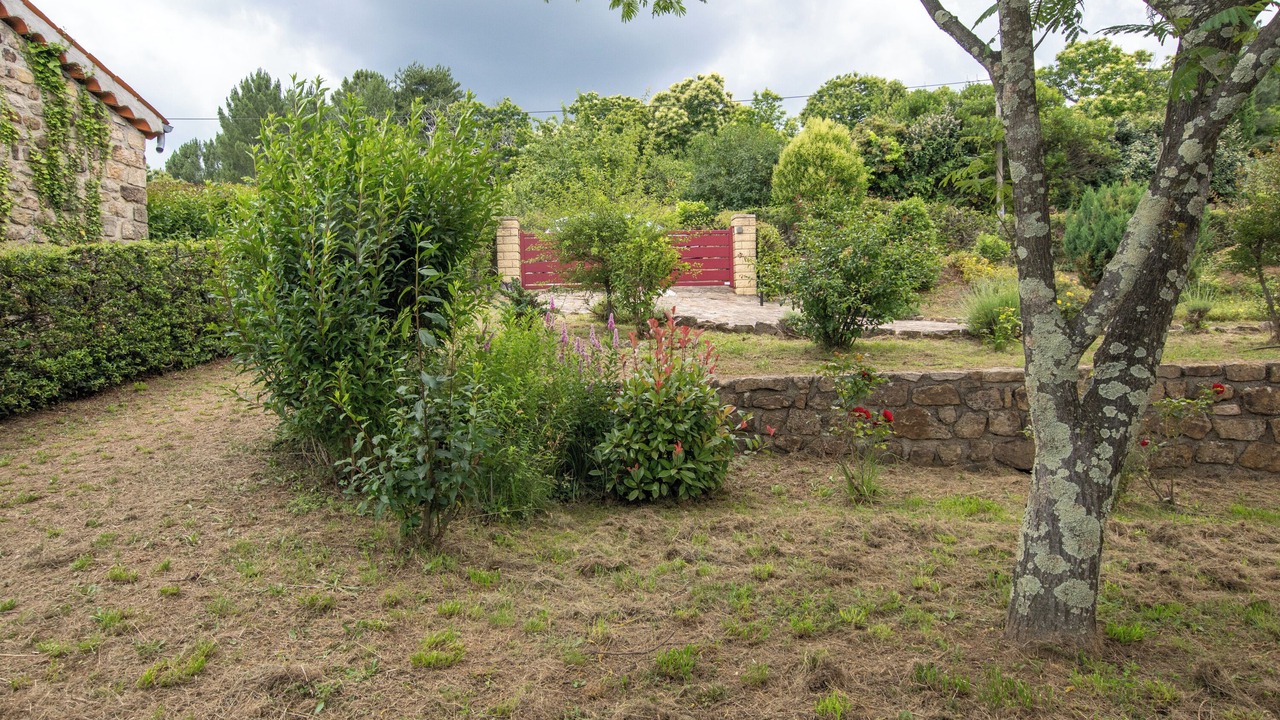 Photo of Outdoor in Planzolles