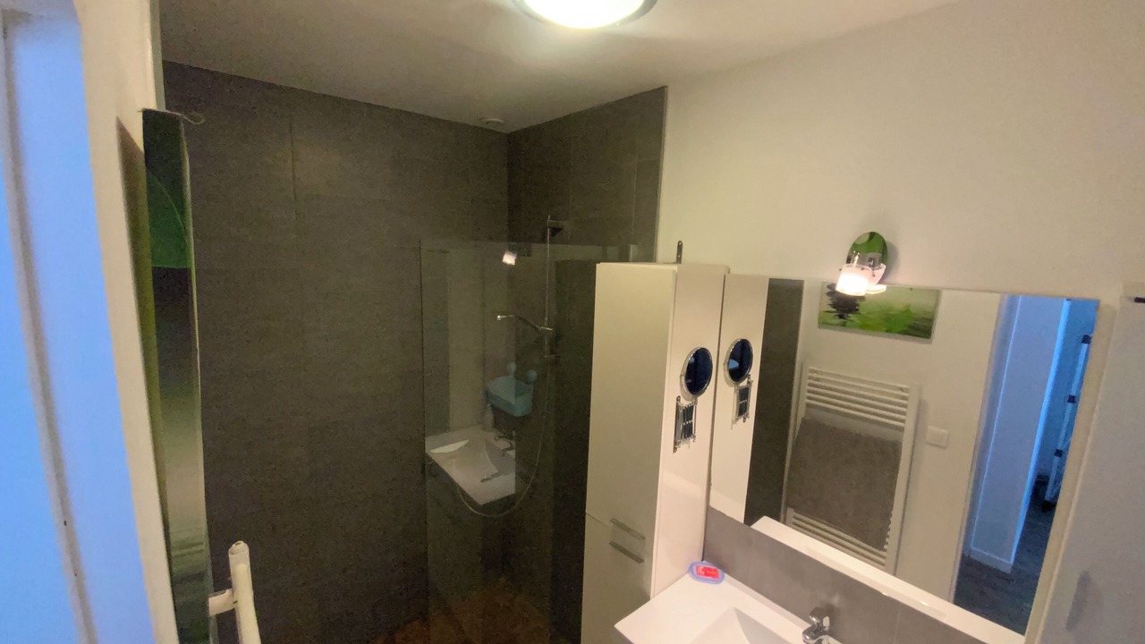 Photo of Bathroom in Tremeoc