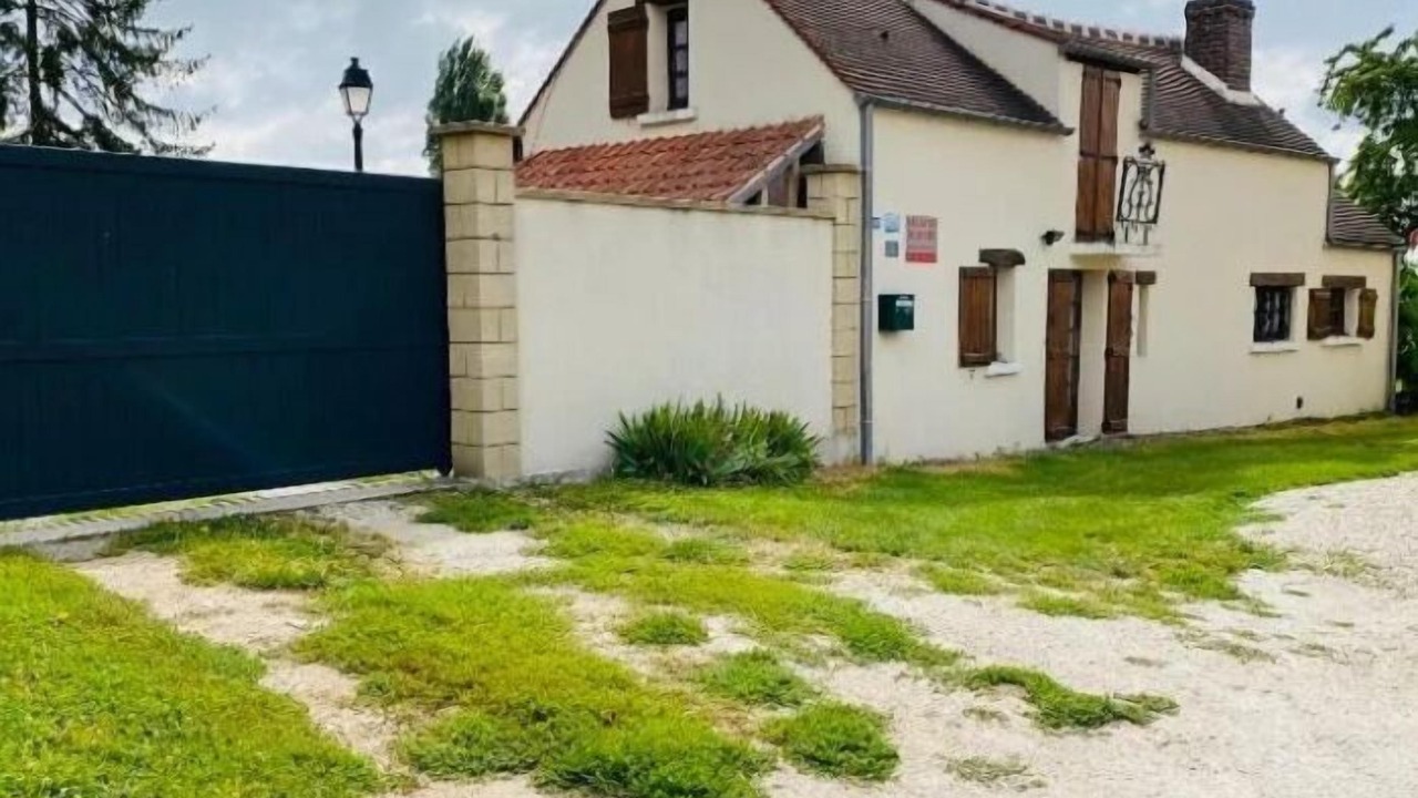 Photo of Others in Jouy-sur-Morin