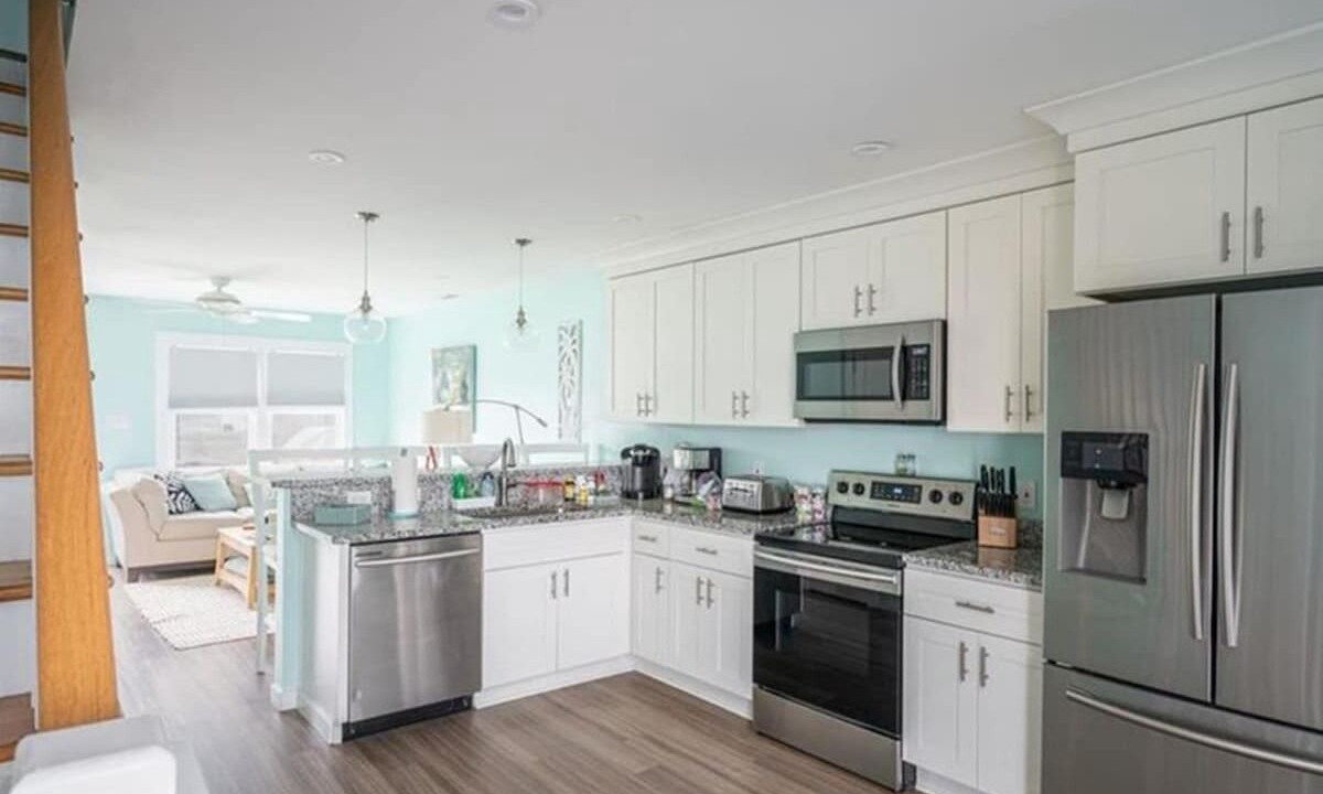 Photo of Kitchen in Chic's Beach