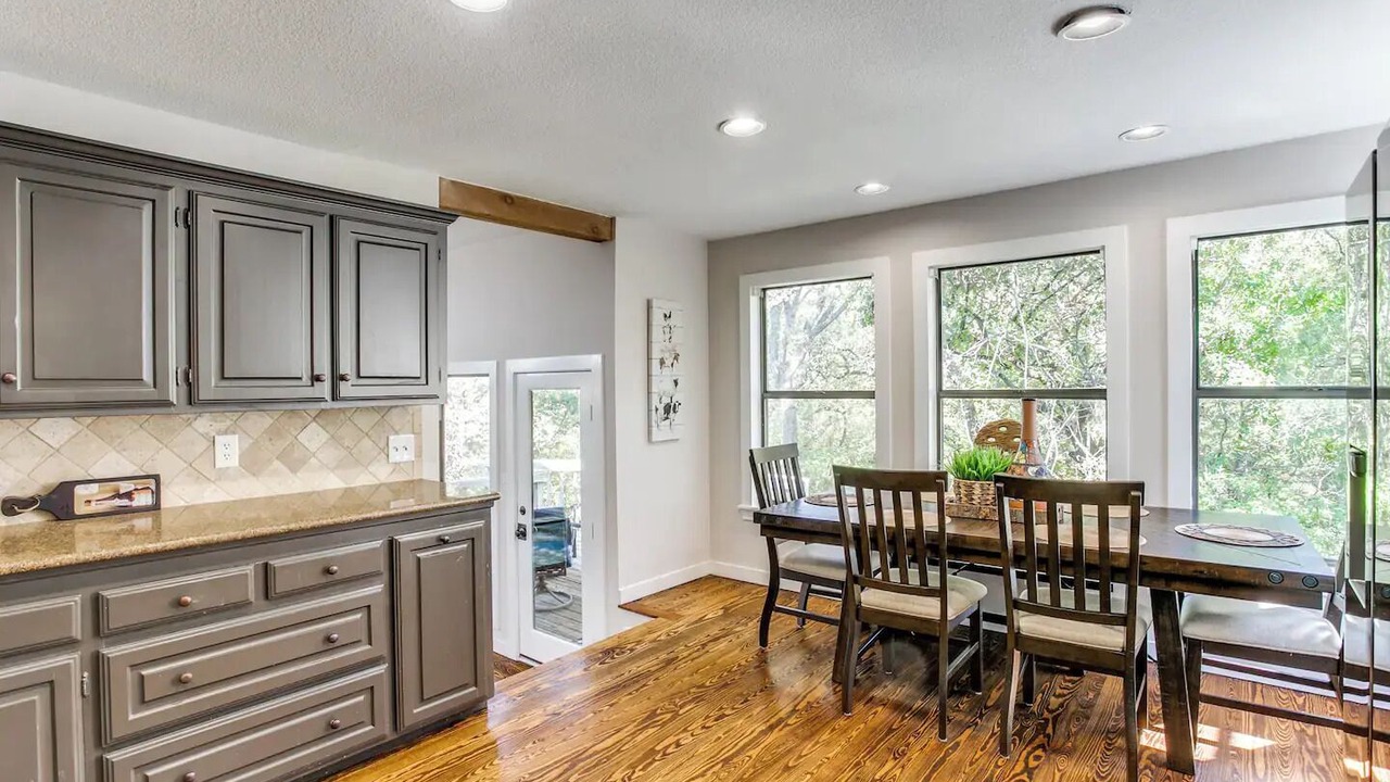 Photo of Kitchen in Highland Village