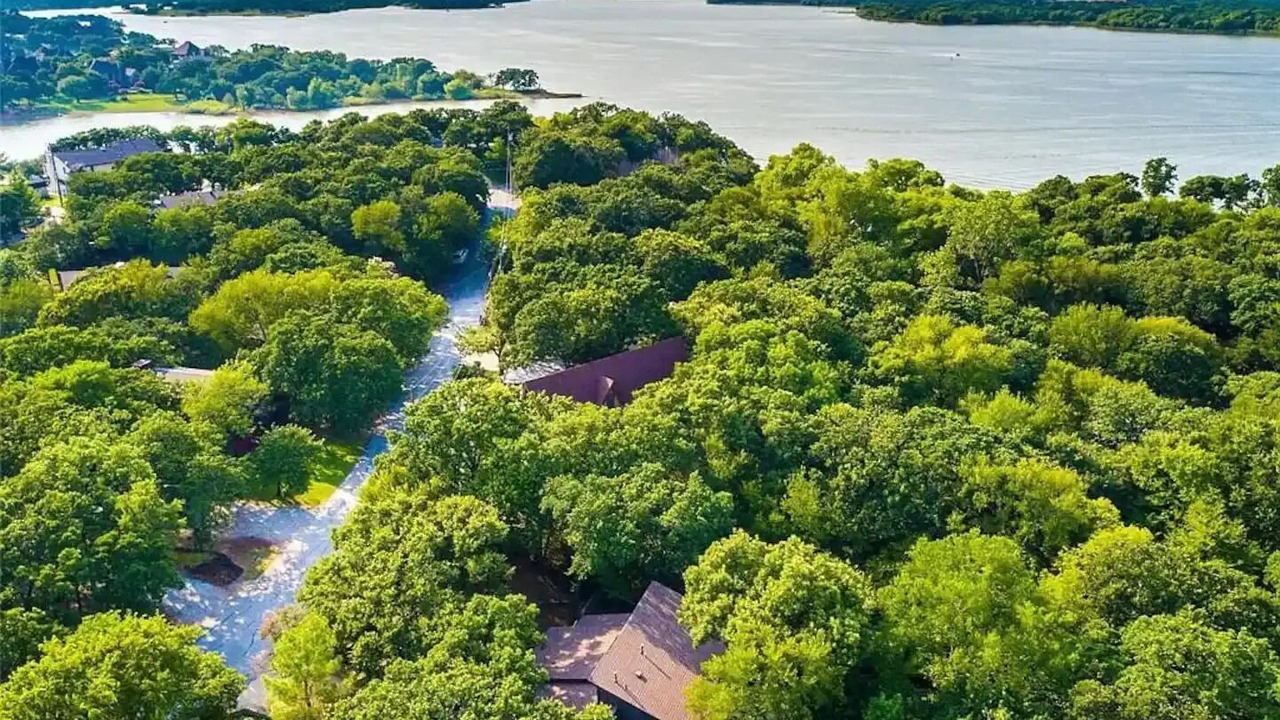 Photo of Outdoor in Highland Village
