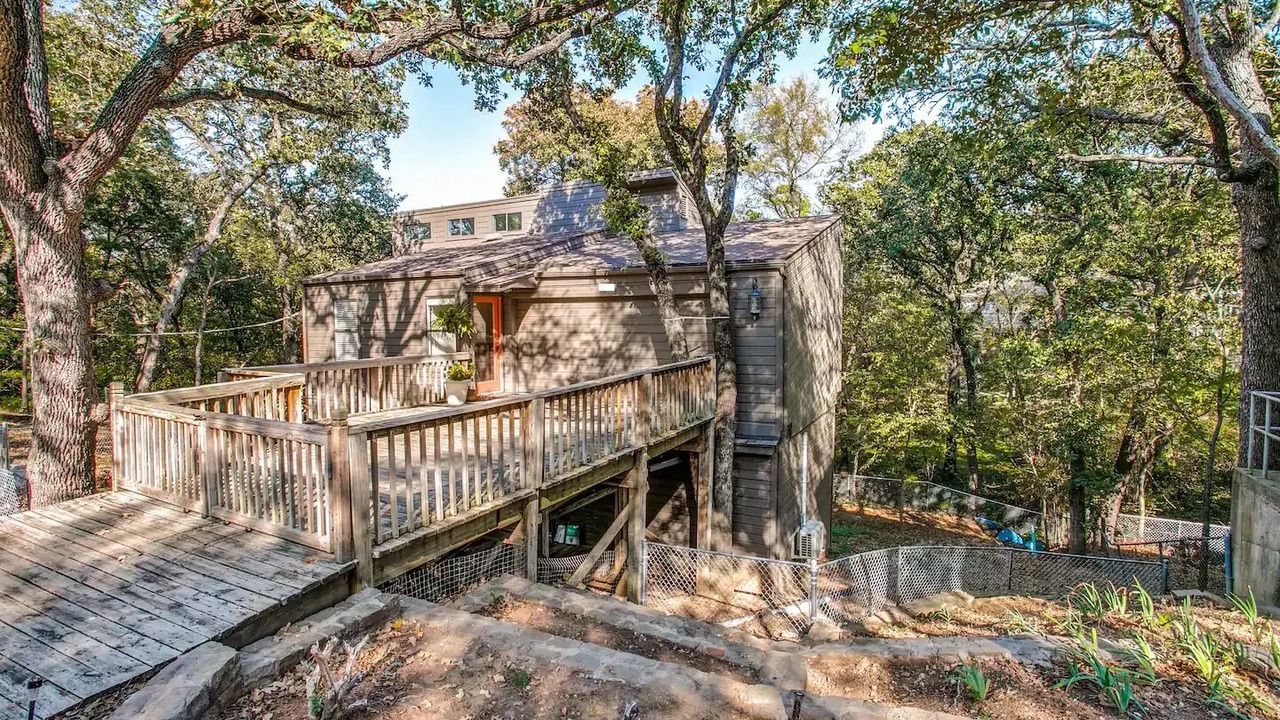 Photo of Outdoor in Highland Village