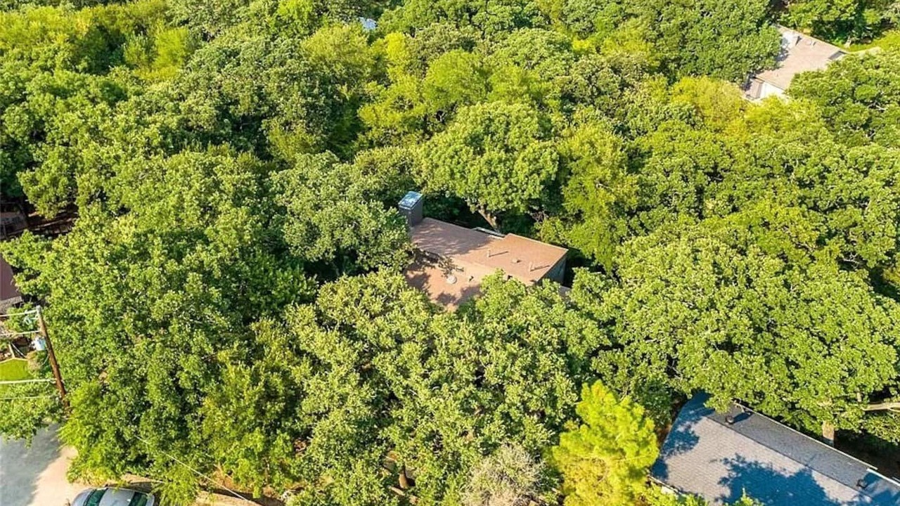 Photo of Outdoor in Highland Village