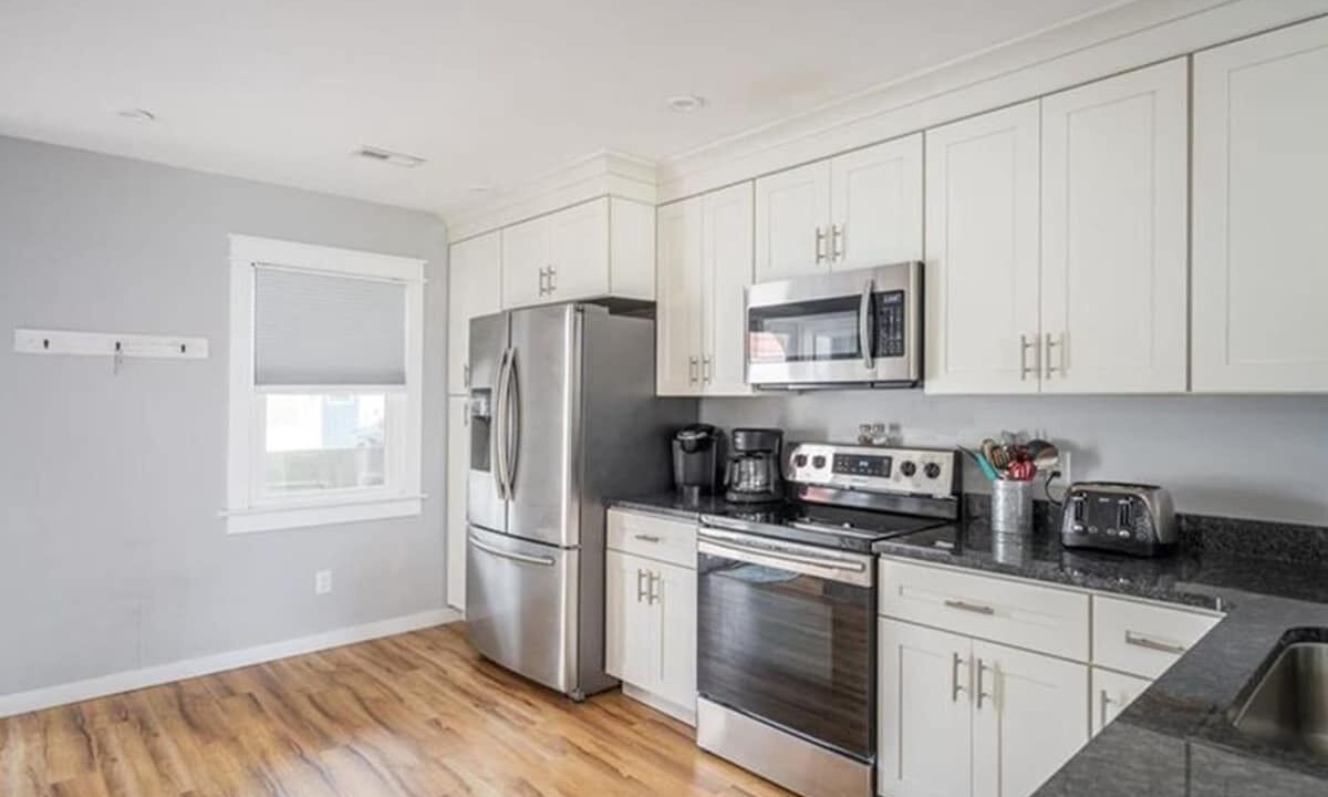 Photo of Kitchen in Chic's Beach