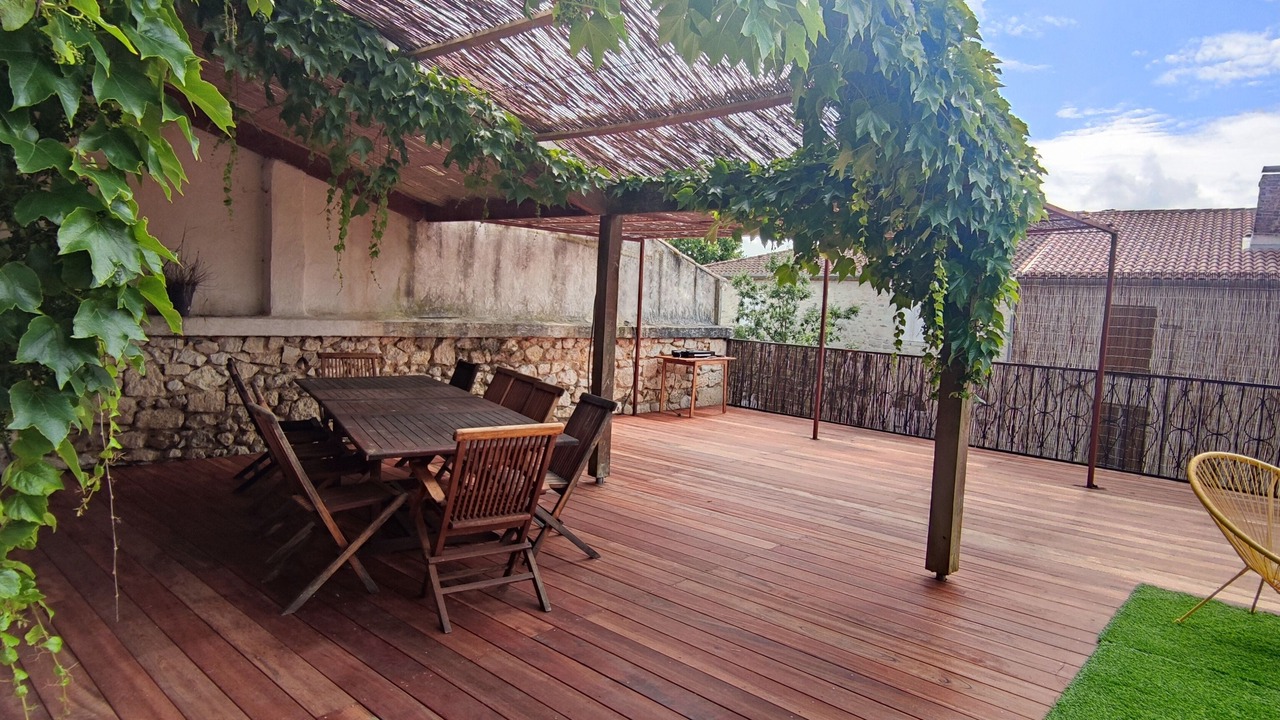 Photo of Outdoor in Laplume