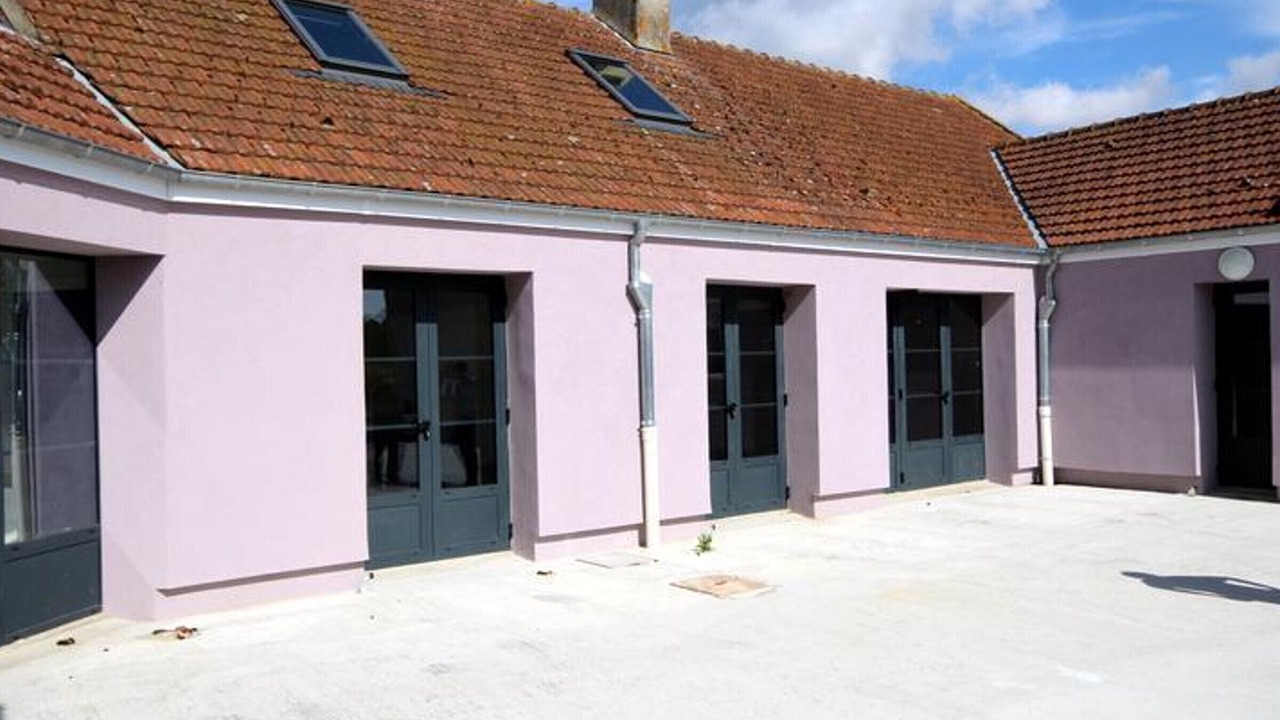 Photo of Outdoor in Nucourt