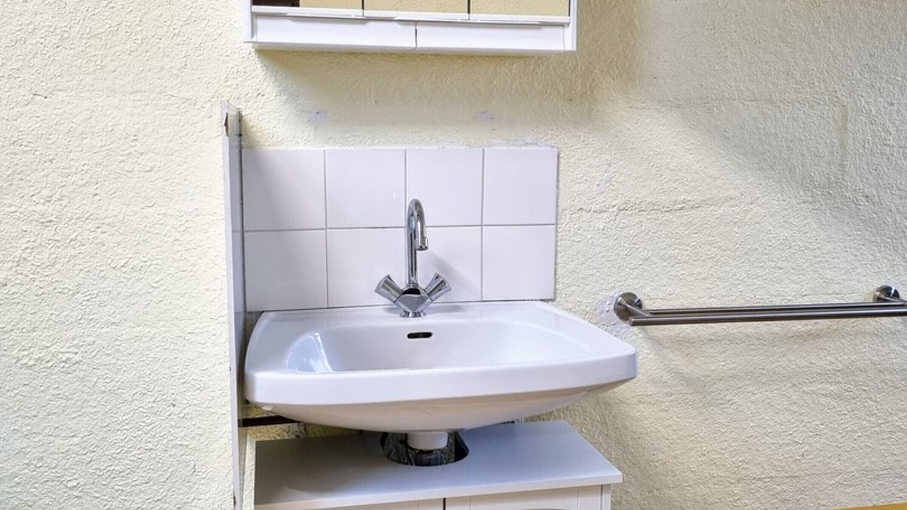 Photo of Bathroom in Nucourt