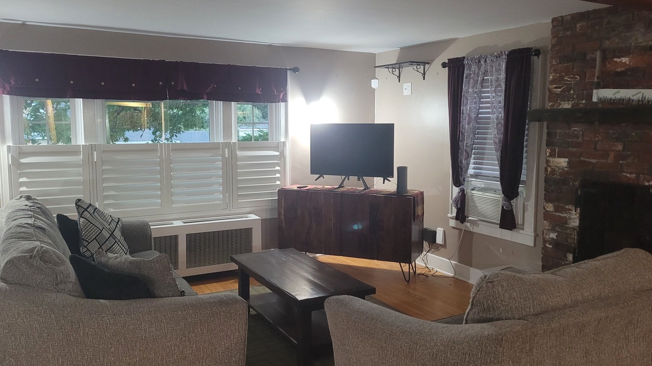 Photo of Livingroom in Bennington
