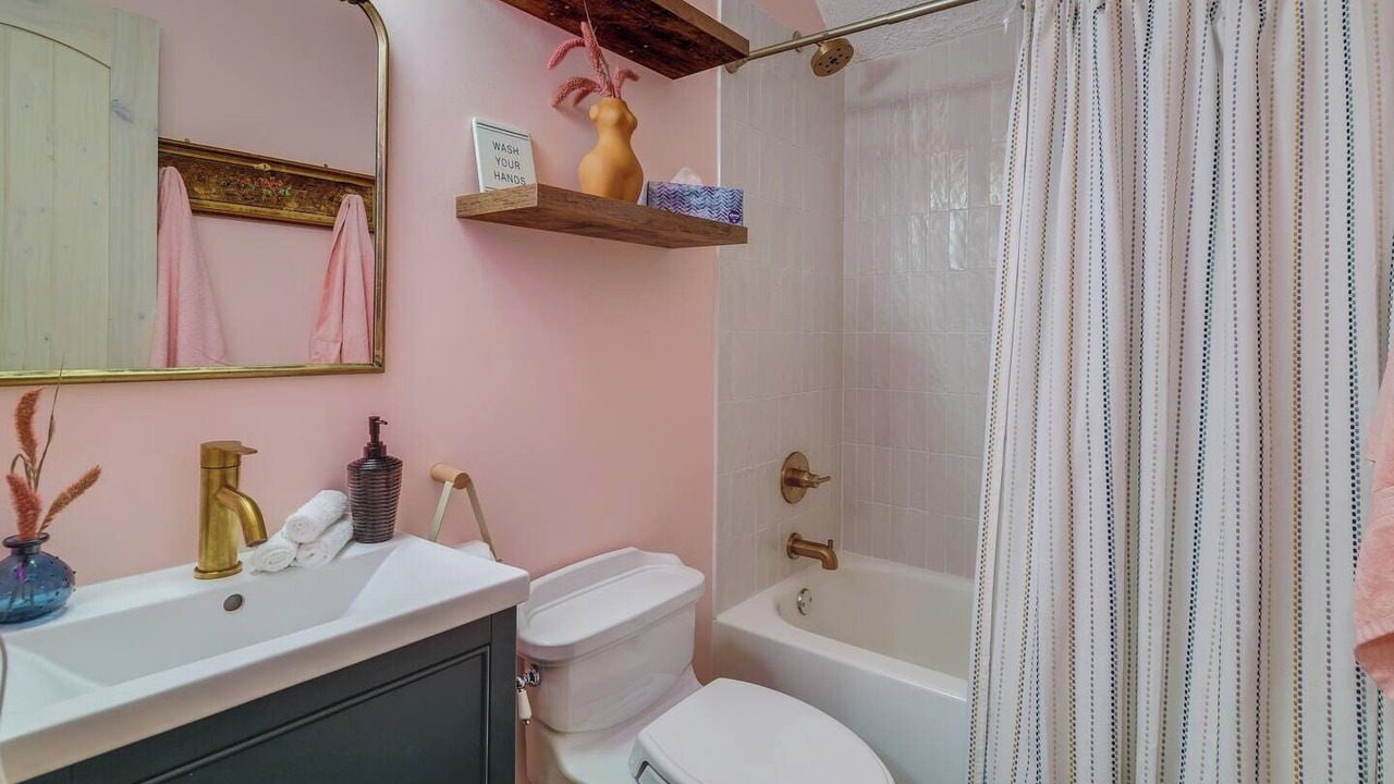 Photo of Bathroom in Lackawaxen