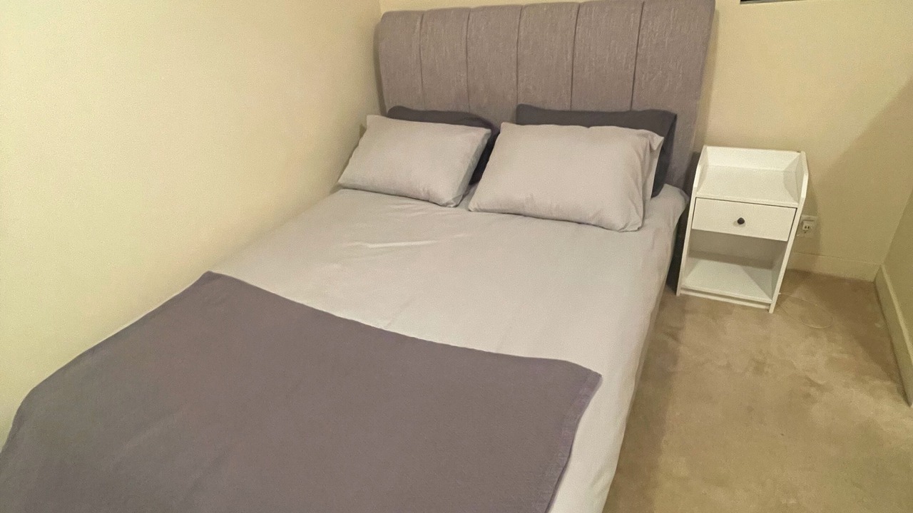 Photo of Bedroom in Haysboro
