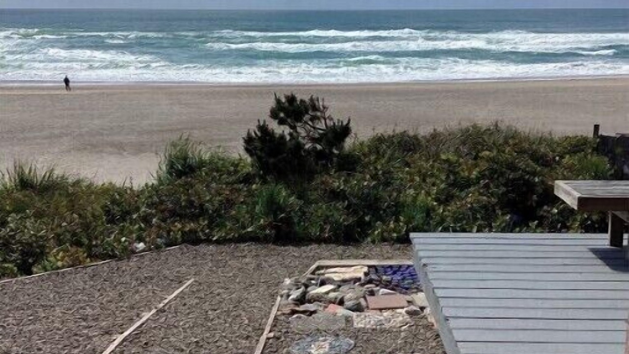Photo of Others in Lincoln Beach