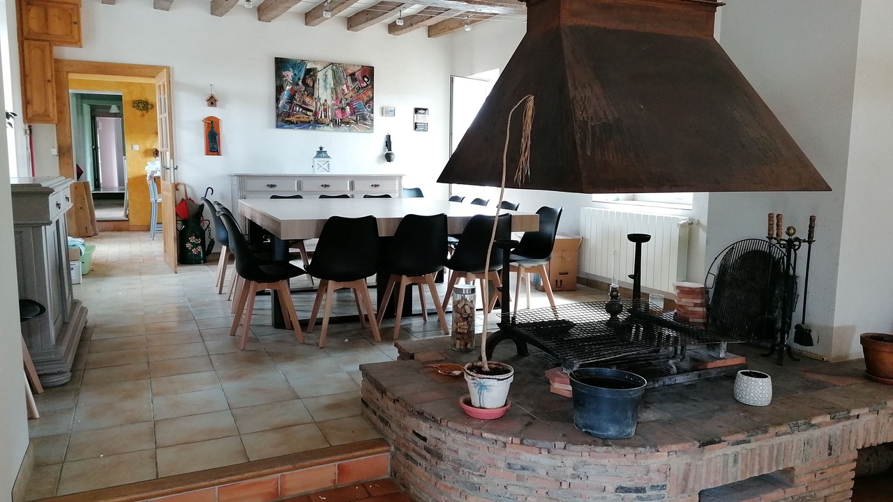 Photo of Others in Oize