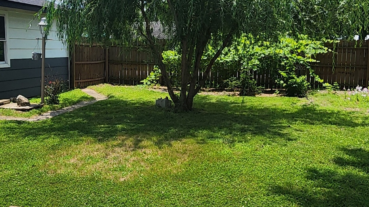 Photo of Outdoor in Shoal Creek Drive