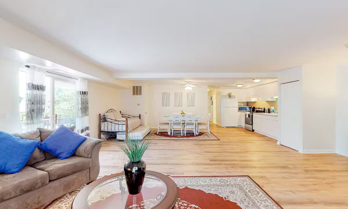 Photo of Livingroom in Livingston
