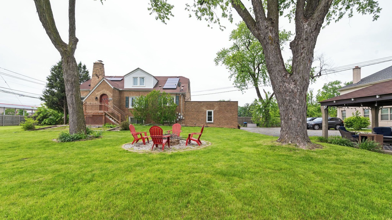 Photo of Outdoor in Des Plaines