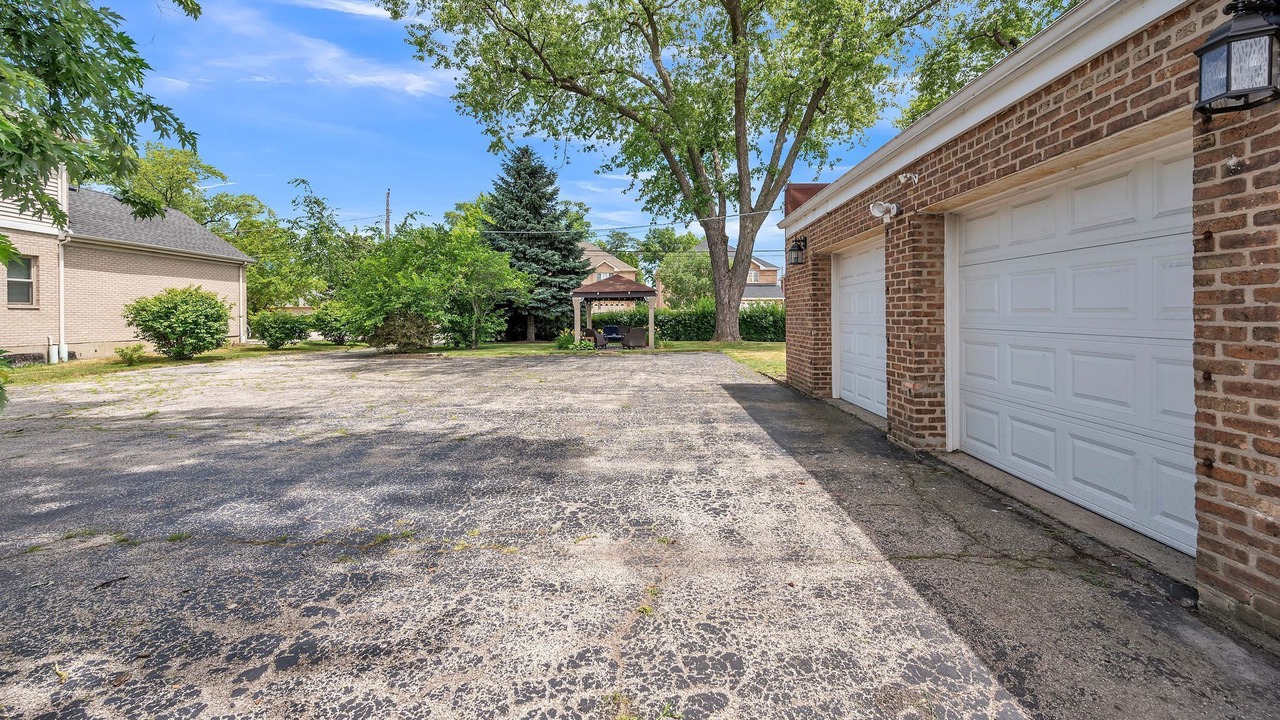 Photo of Outdoor in Des Plaines
