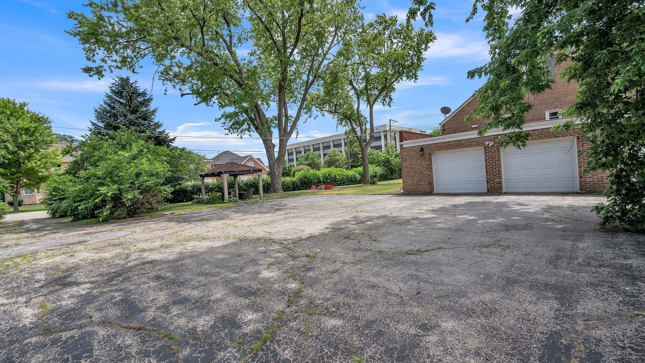 Photo of Outdoor in Des Plaines