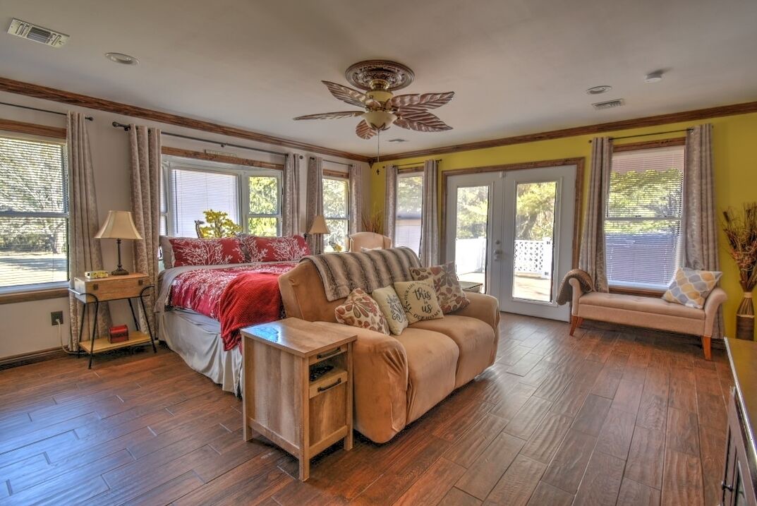 Photo of Others in Kresgeville