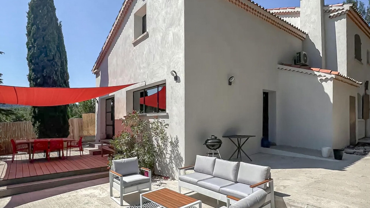 Photo of Patio Balcony in Bouc-Bel-Air