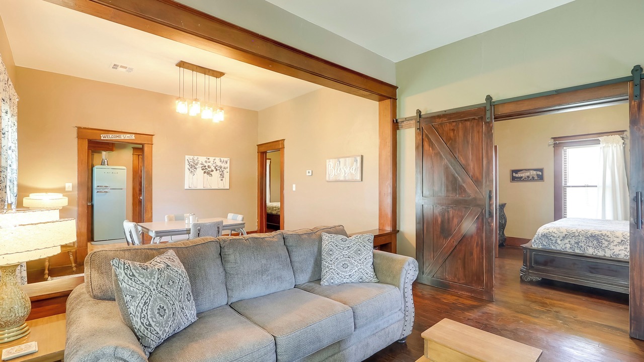 Photo of Livingroom in Belle Plaine