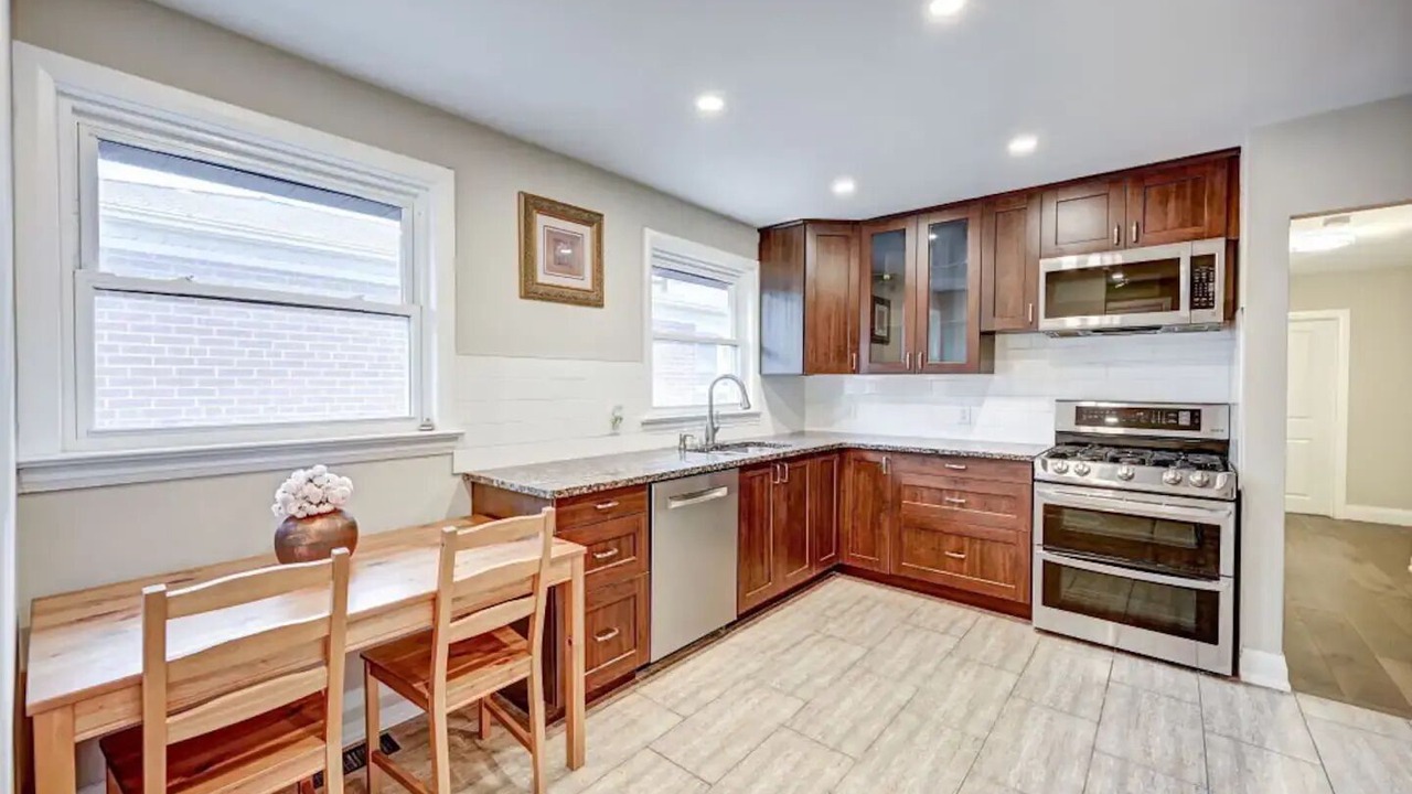 Photo of Kitchen in Lakeview
