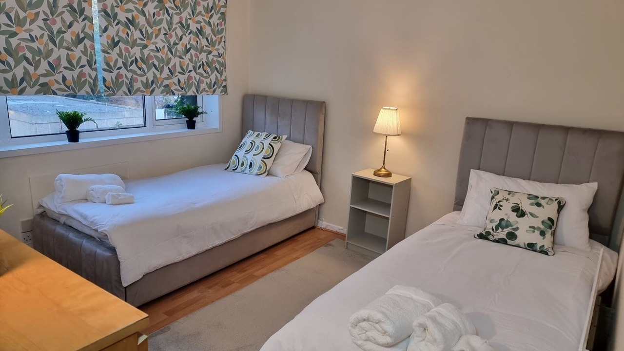 Photo of Others in Harlington