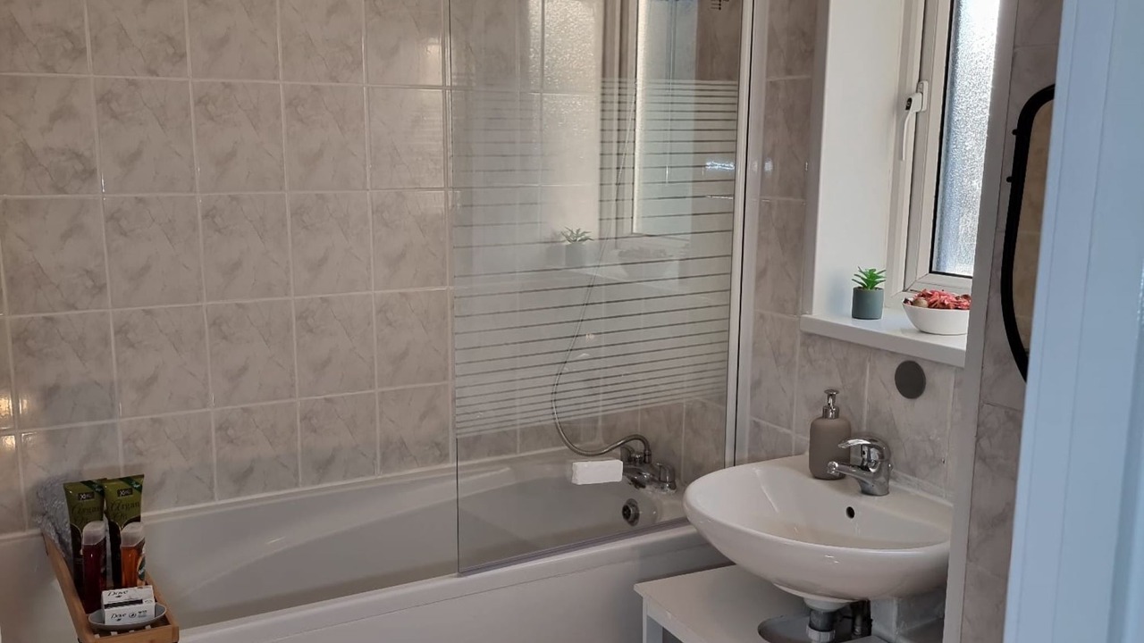 Photo of Others in Harlington