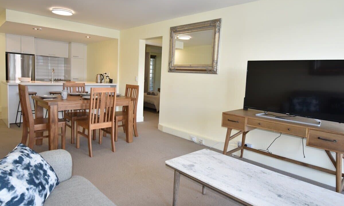 Photo of Others in Oriental Bay